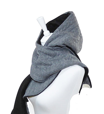 Kapuzenschal, Zopf Jacquard, mittelgrau