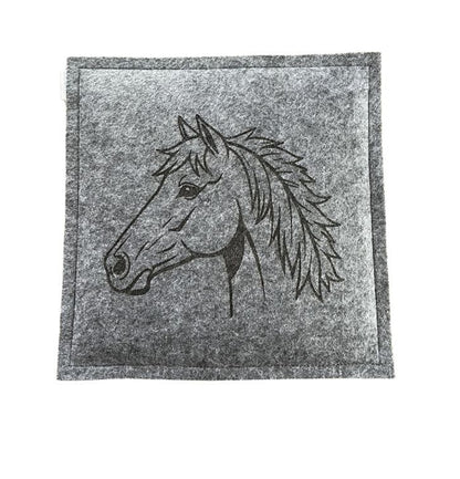 Filz Sitzkissen mit Lasergravur Pferdemotiv für stilvollen Sitzkomfort