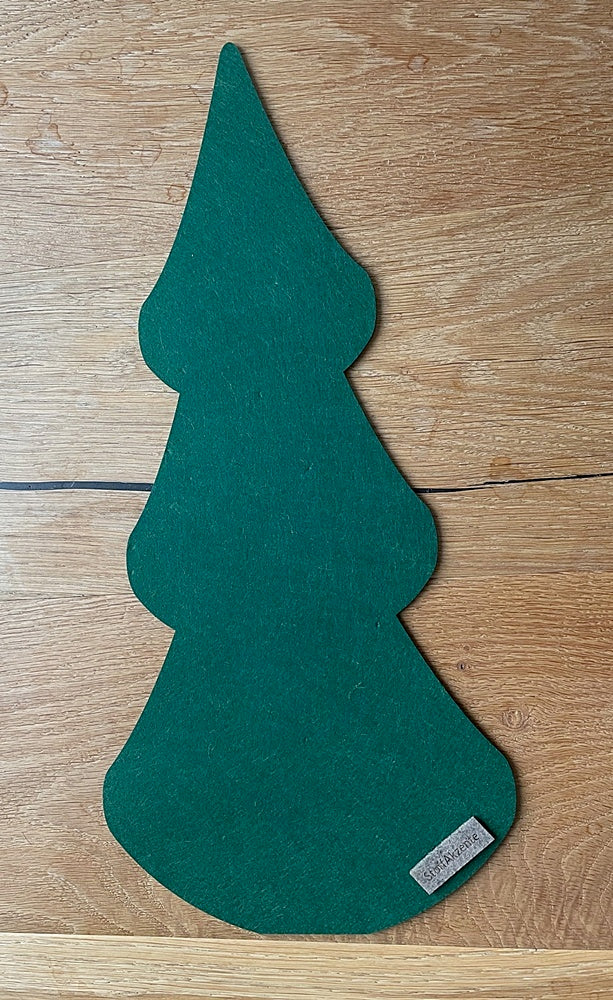 Tischläufer aus Filz „Tannenbaum“ – Handgefertigte Weihnachtsdeko mit natürlichem Charme