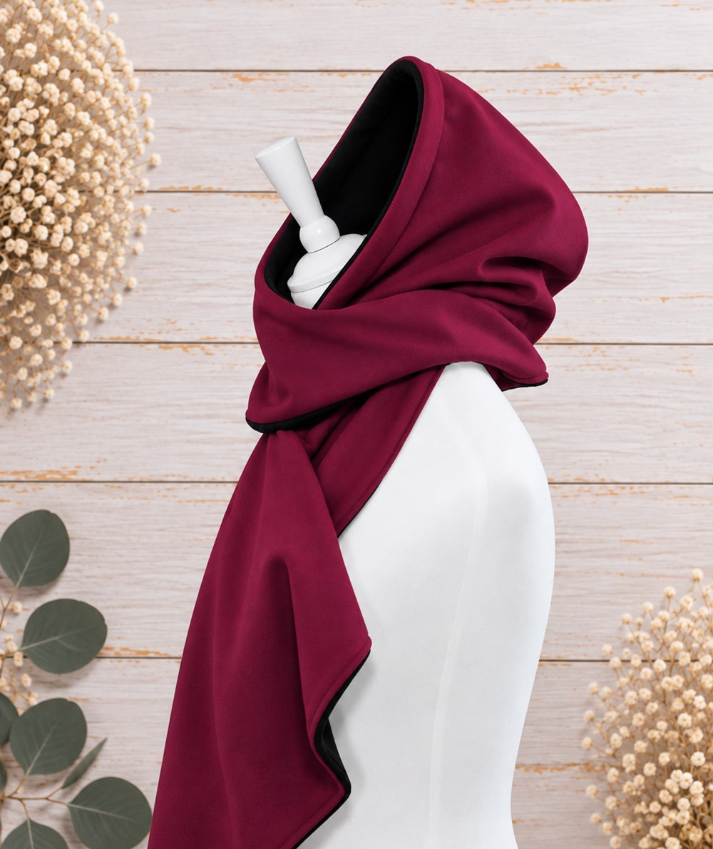 Handgefertigter Softshell Kapuzenschal mit weichem Fleecefutter, langen Schalenden und individuell wählbarer Farbkombination