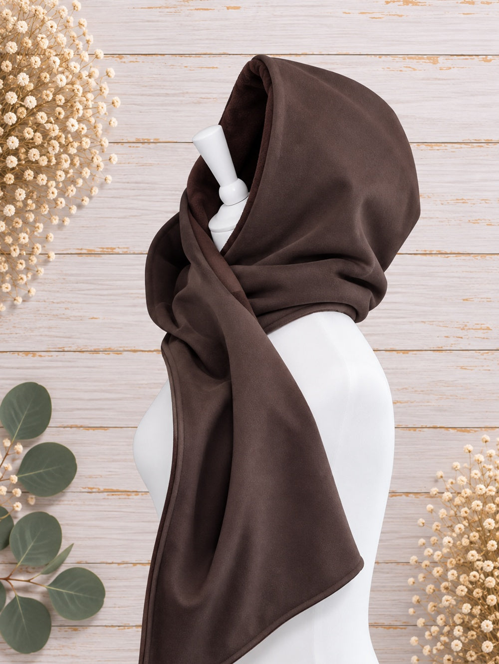 Handgefertigter Softshell Kapuzenschal mit weichem Fleecefutter, langen Schalenden und individuell wählbarer Farbkombination