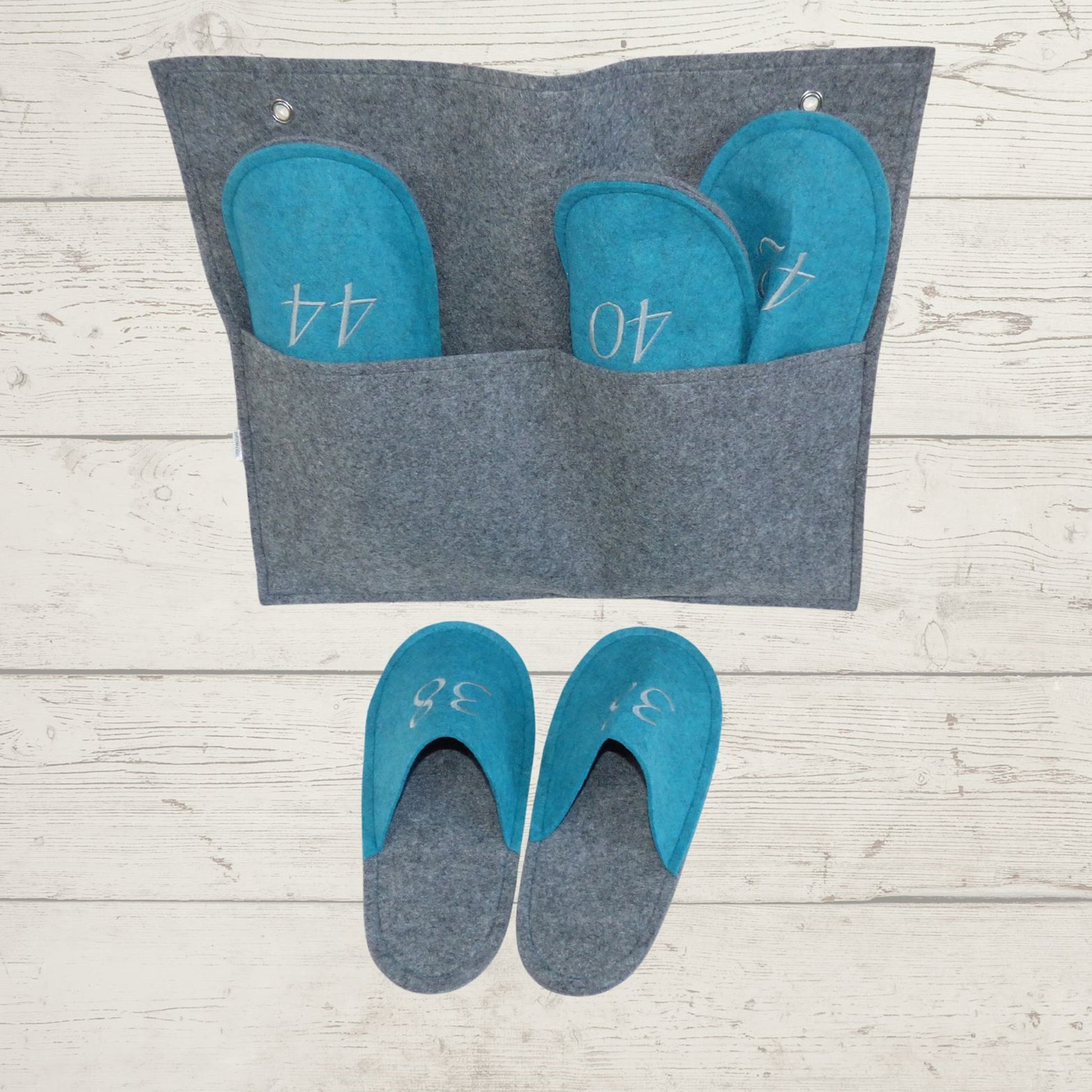 Filzpantoffel mit Wandtasche bestickt