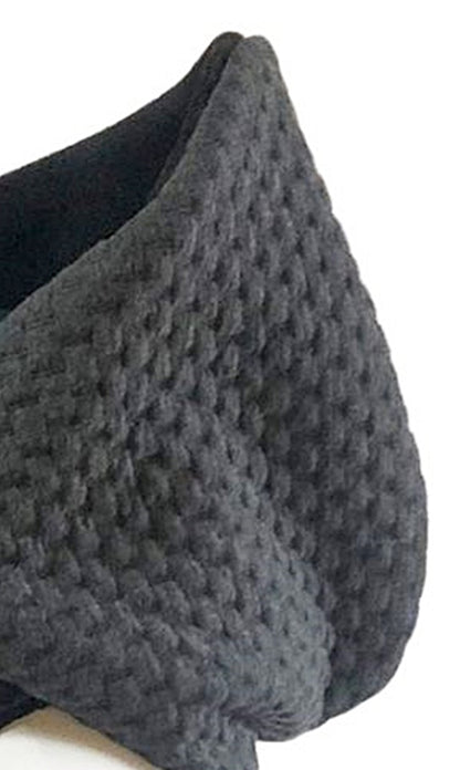 Kapuzenschal im Jacquard-Muster – warm, stilvoll und handgefertigt